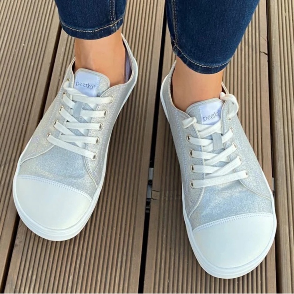 9. NWT SIZE 6/7 Josef Seibel Women's White and Gray Sneakers - Picture 1 of 5